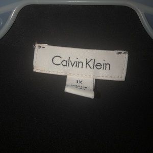 1x Calvin Klein adjustable sleeve shirts